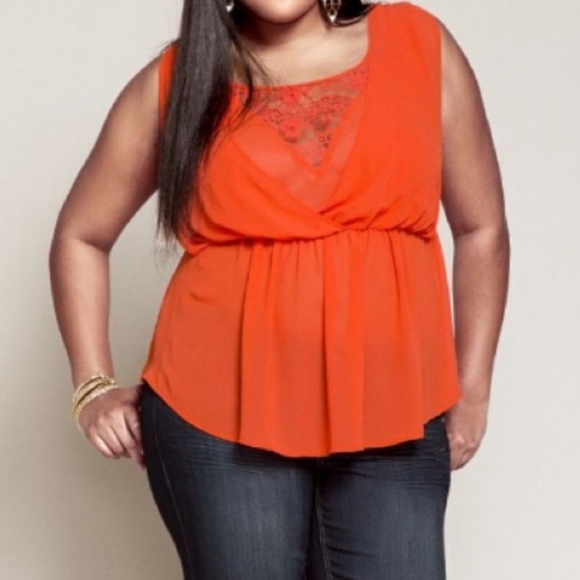 torrid Tops - 2X Torrid Chiffon & Lace Sleeveless Peplum Top